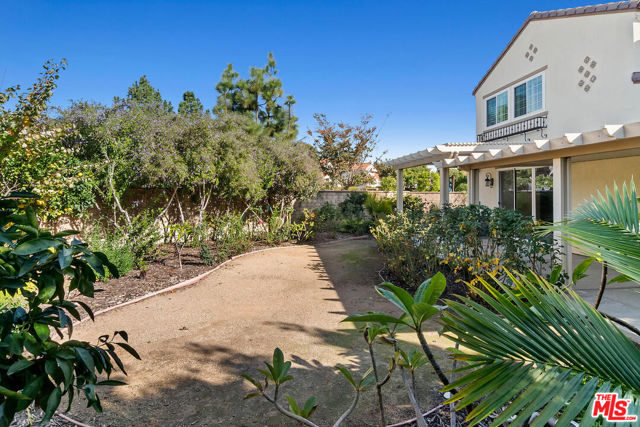 291 Santa Susana Road, Camarillo CA: https://media.crmls.org/mediaz/5ce7b3e3-a89d-4e0b-8a4a-33d456126cb8.jpg