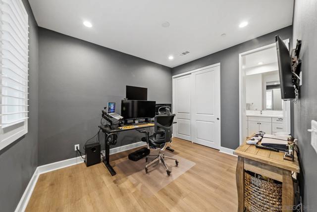 1715 Paterna Dr., Chula Vista CA: https://media.crmls.org/mediaz/5ce8ce30-6c50-462d-b556-312e2a6db004.jpg