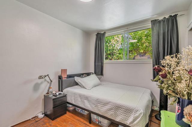 176 Garner Drive, Sunnyvale CA: https://media.crmls.org/mediaz/5ce94a6d-2e28-4cdb-918a-76b85549d712.jpg