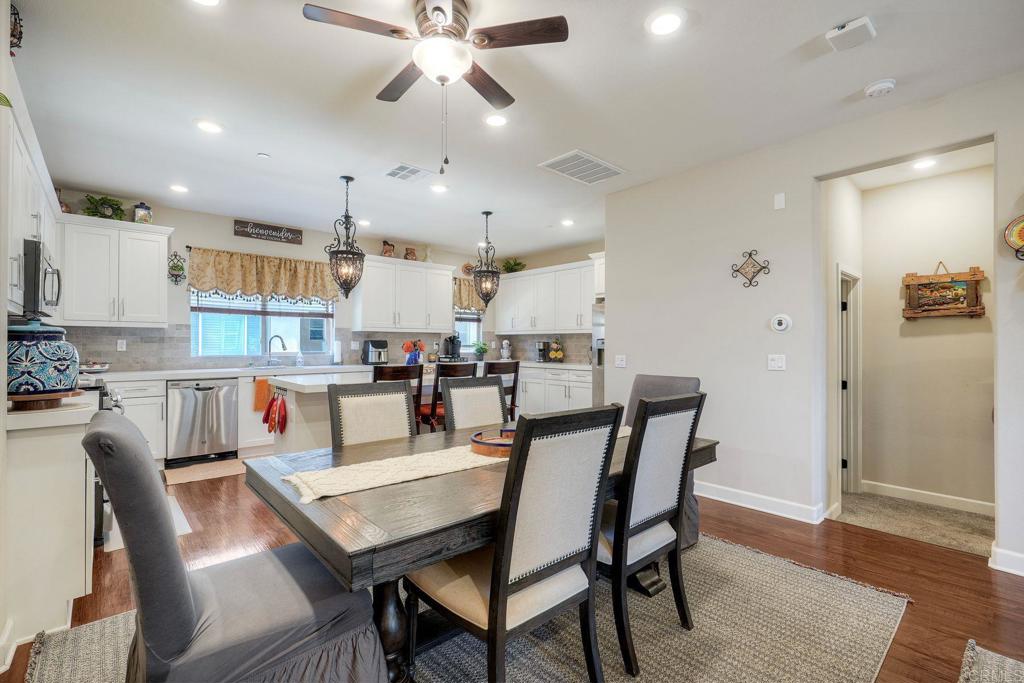 1576 Castillo Way - photo 13