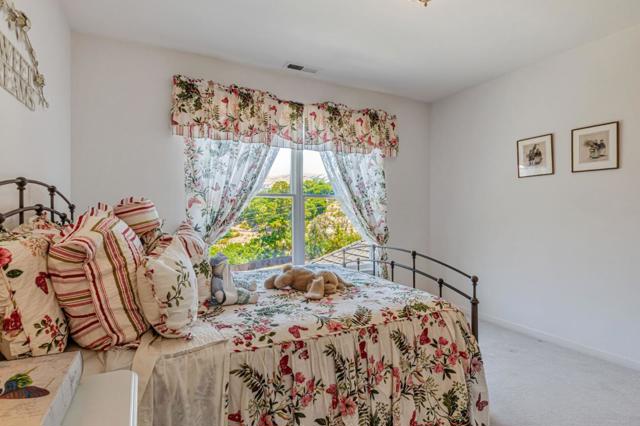28837 Underwood Road,  CA: https://media.crmls.org/mediaz/5ceb122a-4a3b-48a5-871a-0ab131d05837.jpg