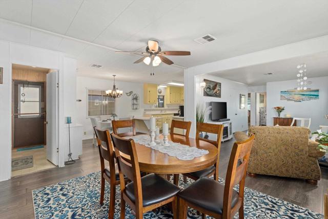 Detail Gallery Image 12 of 61 For 3535 Linda Vista Dr #130,  San Marcos,  CA 92078 - 3 Beds | 2 Baths