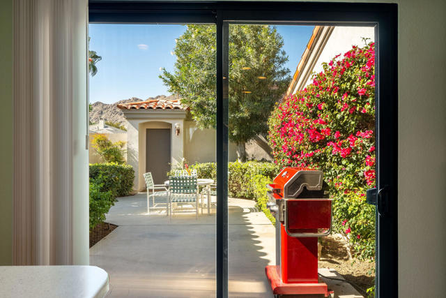 54396 Shoal Creek, La Quinta CA: https://media.crmls.org/mediaz/5cecfb9a-d80b-4dcf-9a89-189d9265bd4f.jpg