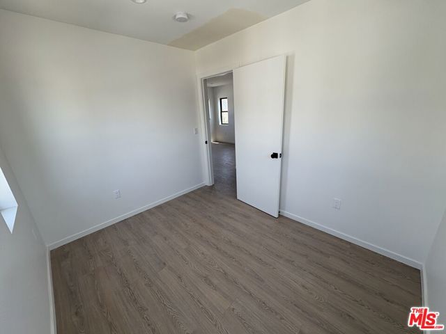 1340 1/2 2nd Avenue, Los Angeles CA: https://media.crmls.org/mediaz/5ced9f25-e7f7-462c-a725-41279901a7f8.jpg