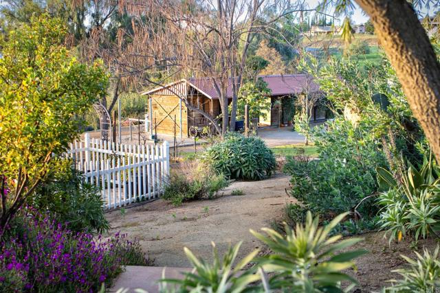 Detail Gallery Image 46 of 58 For 30837 Palomar Vista Dr, Valley Center,  CA 92082 - 4 Beds | 3 Baths