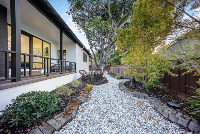 500 La Casa Avenue, San Mateo CA: https://media.crmls.org/mediaz/5cef0eda-254a-460a-bd5c-ac3f9b5feea7.jpg