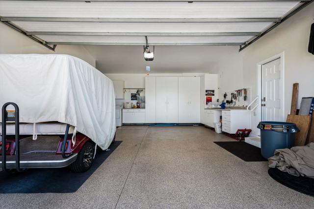 48170 Hjorth Street, Indio CA: https://media.crmls.org/mediaz/5cef865c-4a45-4c0f-906a-a105fc81c543.jpg