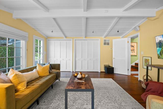 15745 Peach Hill Road, Saratoga CA: https://media.crmls.org/mediaz/5cf12381-3371-4f01-802d-4262cc755507.jpg