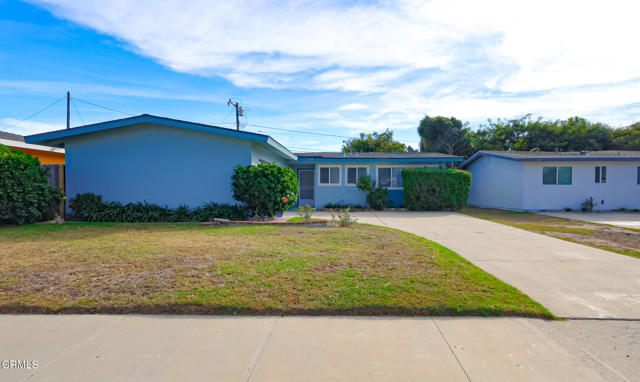 Detail Gallery Image 2 of 33 For 820 Joyce Dr, Port Hueneme,  CA 93041 - 4 Beds | 2 Baths