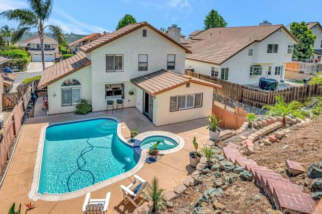 9068 Buckwheat St, San Diego CA: https://media.crmls.org/mediaz/5cf27cf5-43ef-407f-ad11-33c6027bd9e5.jpg