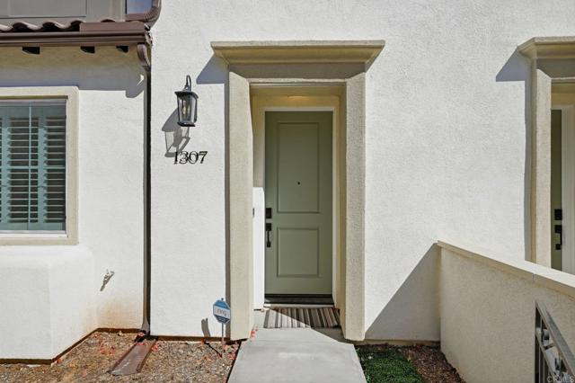 Detail Gallery Image 3 of 24 For 1307 Yannis Ct, El Cajon,  CA 92109 - 3 Beds | 2/1 Baths