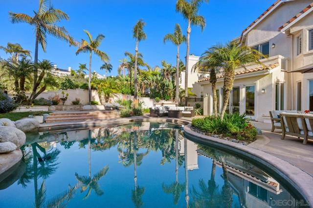 4798 Thurston Pl, San Diego CA: https://media.crmls.org/mediaz/5cf3b73b-cb2f-4d86-82bf-7ab8acf9aaed.jpg