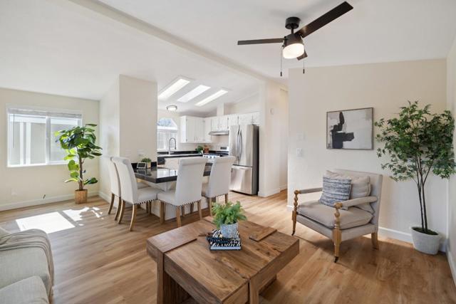 2711 Mar Vista Dr, Aptos CA: https://media.crmls.org/mediaz/5cf3e3ff-6950-4a6e-981f-6957a0be033f.jpg