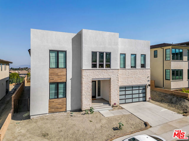 11740 Abbey Lane, Porter Ranch CA: https://media.crmls.org/mediaz/5cf3f5cb-e428-4382-8a98-0181f2ad784e.jpg