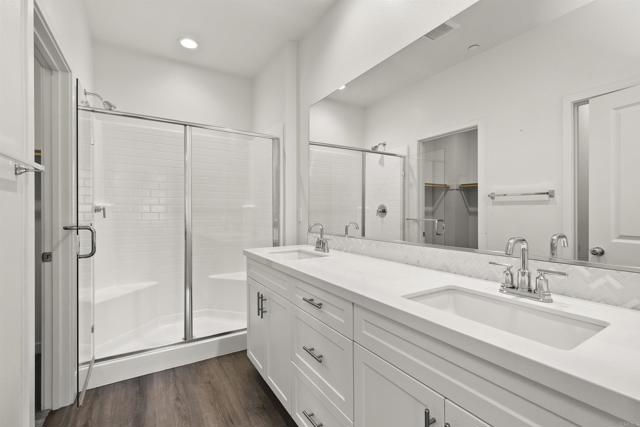 Detail Gallery Image 10 of 18 For 348 Stream Ct, Santee,  CA 92071 - 3 Beds | 2/1 Baths