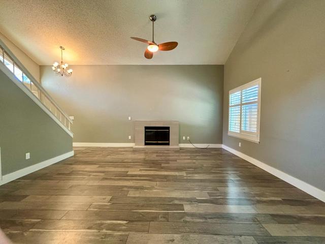 7592 Deltawind Drive, Sacramento CA: https://media.crmls.org/mediaz/5cf545d3-7e1c-4560-b1da-8454c4561523.jpg