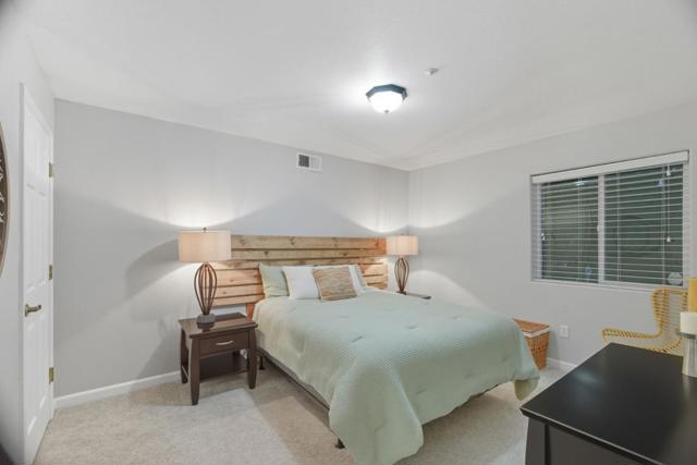 18530 Berta Ridge Place, Salinas CA: https://media.crmls.org/mediaz/5cf5d5b1-9f5d-4f09-86ed-42dc36afb8b7.jpg