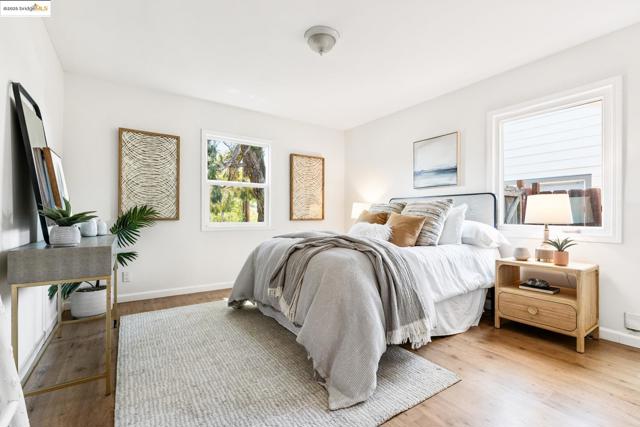 820 Amador St, Richmond CA: https://media.crmls.org/mediaz/5cf6a681-89a1-4408-8fd9-e164e37983f5.jpg