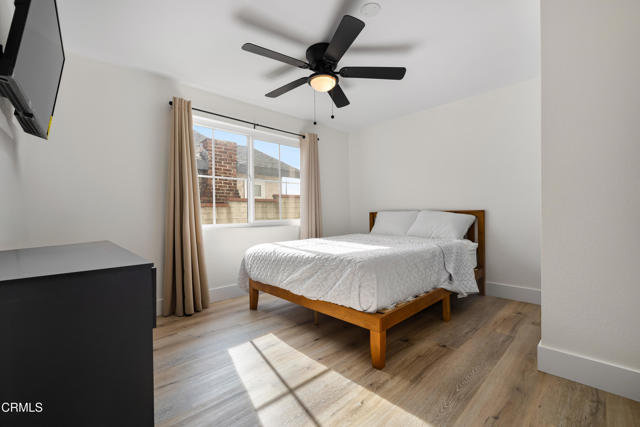 Detail Gallery Image 5 of 16 For 4260 Trent Way, Los Angeles,  CA 90065 - 2 Beds | 1 Baths