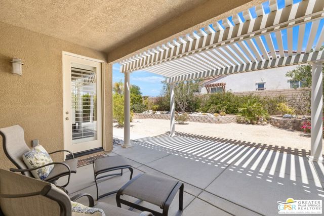 1850 Savanna Way, Palm Springs CA: https://media.crmls.org/mediaz/5cf6f43c-779a-4898-a394-bf930b925442.jpg