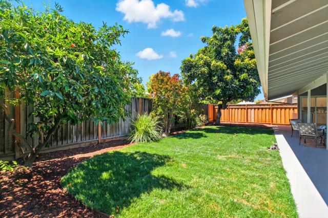 266 El Portal Way, San Jose CA: https://media.crmls.org/mediaz/5cf71297-1372-44ba-9551-38b3f1f72a32.jpg