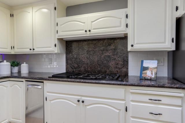 16761 Willow Creek Drive, Morgan Hill CA: https://media.crmls.org/mediaz/5cf71f09-2933-4884-88ad-e4445bf526b6.jpg