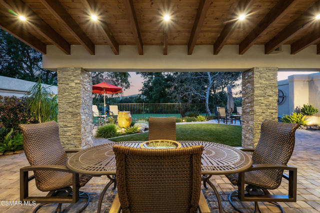 1635 Ryder Cup Drive, Westlake Village CA: https://media.crmls.org/mediaz/5cf789a9-ed51-450f-af26-1d1021e975a5.jpg