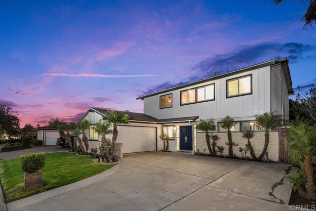 Detail Gallery Image 2 of 41 For 3542 Governor Dr, San Diego,  CA 92122 - 5 Beds | 3 Baths