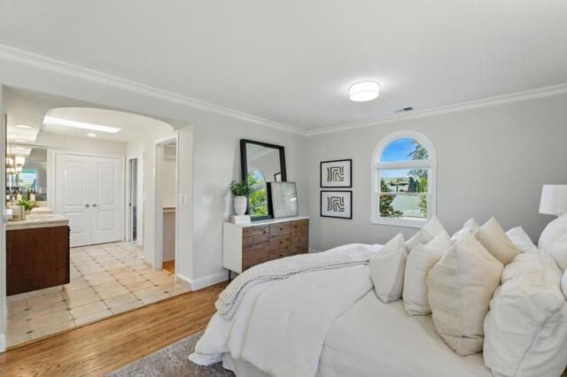 1531 Locust Street, San Mateo CA: https://media.crmls.org/mediaz/5cfa01dd-e1aa-4734-b28a-ca6ad8e52aa7.jpg