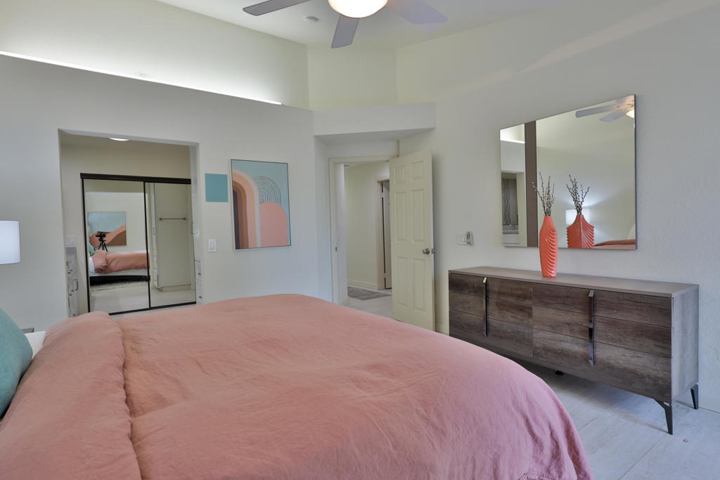 MLS #219132423DA img 2