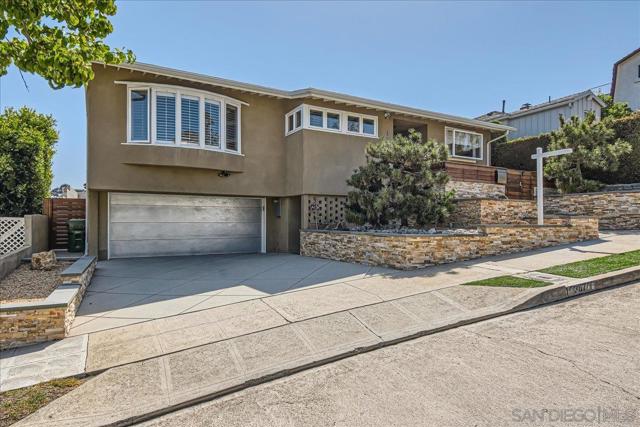 367 Dalkeith Ave, Los Angeles, California 90049, 3 Bedrooms Bedrooms, ,2 BathroomsBathrooms,Single Family Residence,For Sale,Dalkeith Ave,240014514SD