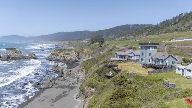Detail Gallery Image 3 of 41 For Address Is Not Disclosed, Westport,  CA 95488 - 2 Beds | 2 Baths