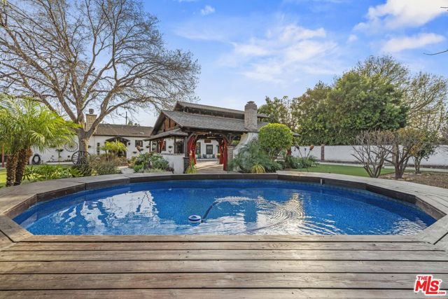 22651 Calvert Street, Woodland Hills CA: https://media.crmls.org/mediaz/5cfd627f-9f9b-4689-9e24-1cbf6e45913b.jpg