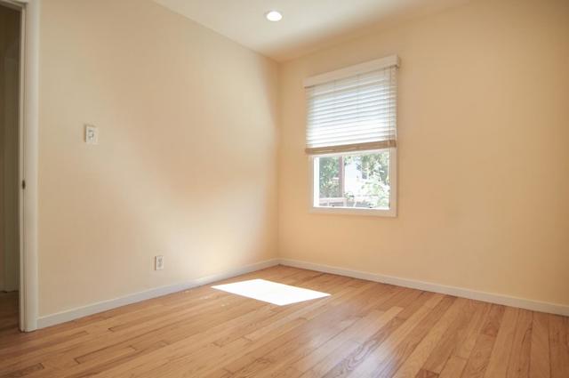 506 Annette Avenue, Vallejo CA: https://media.crmls.org/mediaz/5cfeaefa-865c-45d9-a61d-1c9fdc602ef3.jpg