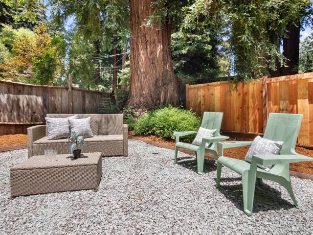 201 Lake Street, Boulder Creek CA: https://media.crmls.org/mediaz/5cffd351-985b-4d6e-ae8d-6f773380fe18.jpg