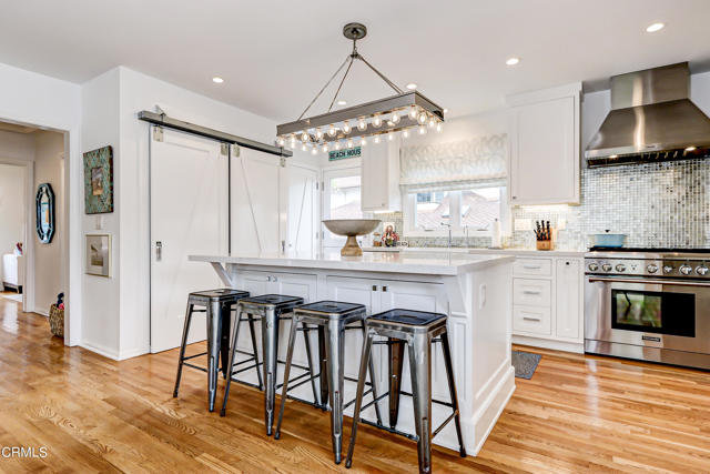 Navarro - 3509 Laurel_Kitchen2