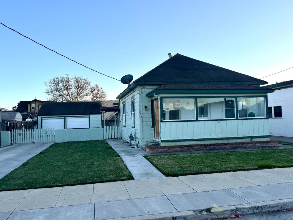 313 Park Street
