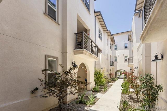 5321 Calle Rockfish Boulevard, San Diego, California 92154, 3 Bedrooms Bedrooms, ,2 BathroomsBathrooms,Townhouse,For Sale,Calle Rockfish Boulevard,240026241SD