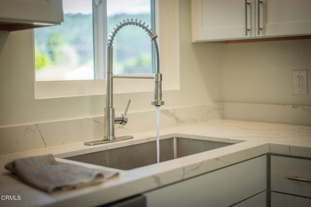 Detail Gallery Image 16 of 31 For 75 Maxine Ave, Oak View,  CA 93022 - 4 Beds | 2 Baths