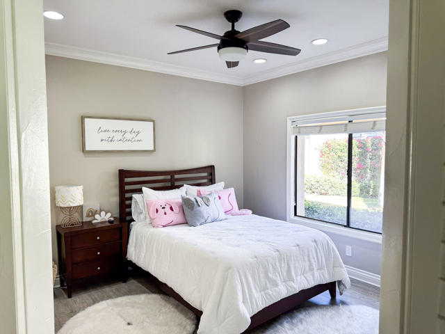 54974 Oaktree, La Quinta CA: https://media.crmls.org/mediaz/5d0675ee-dd6c-4be6-8b71-5ff01521ebb2.jpg