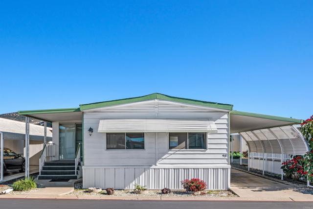 Detail Gallery Image 2 of 47 For 1506 Oak Drive #93,  Vista,  CA 92084 - 2 Beds | 2 Baths