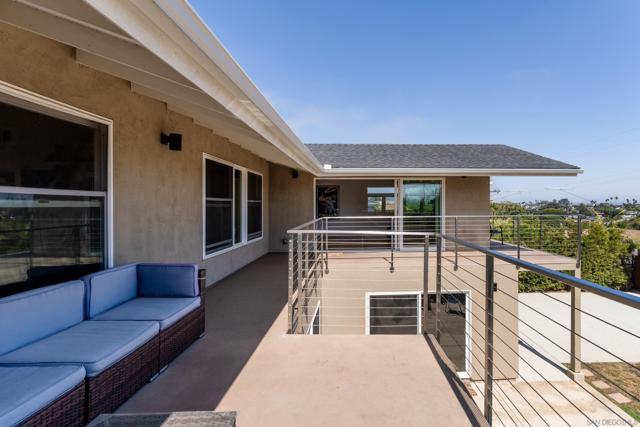 1251 Savoy St, San Diego CA: https://media.crmls.org/mediaz/5d08ee8e-a563-4ff8-ad47-062af4555481.jpg