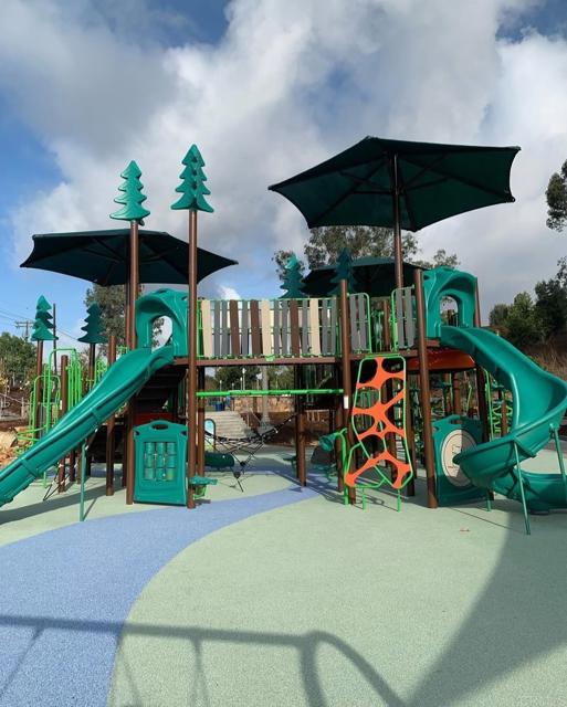 4818 4832 1/2 Palm Avenue, La Mesa CA: https://media.crmls.org/mediaz/5d097a79-17e4-4da9-881a-a67a65cd6958.jpg