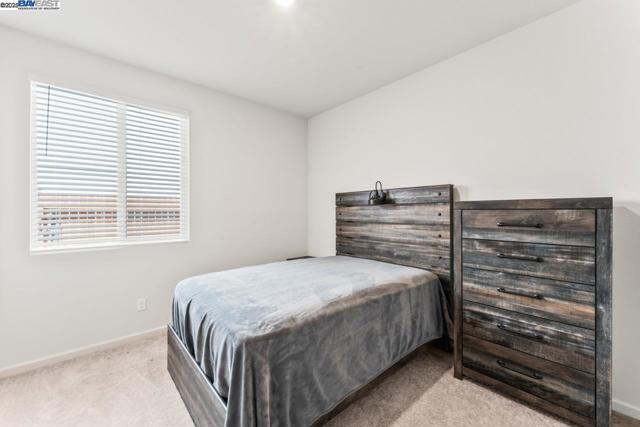 323 Sacramento St, Lathrop CA: https://media.crmls.org/mediaz/5d098798-7b04-4472-bd98-f09c28d72eb6.jpg