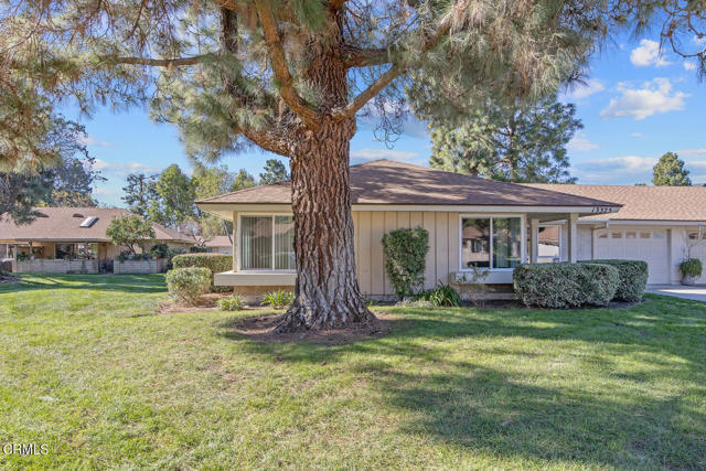 Detail Gallery Image 2 of 76 For 13325 Village 13, Camarillo,  CA 93012 - 3 Beds | 2 Baths