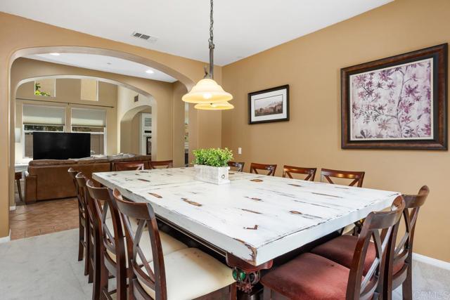 3385 Wild Oak Lane, Escondido CA: https://media.crmls.org/mediaz/5d0bb3aa-5a09-41eb-9d6b-487e1187fbb7.jpg