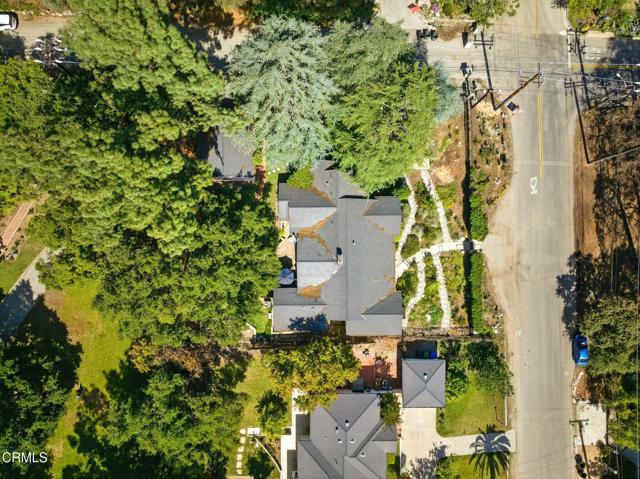 1313 E Palm Street, Altadena CA: https://media.crmls.org/mediaz/5d102242-733e-4bbc-bc53-30c4f453e782.jpg