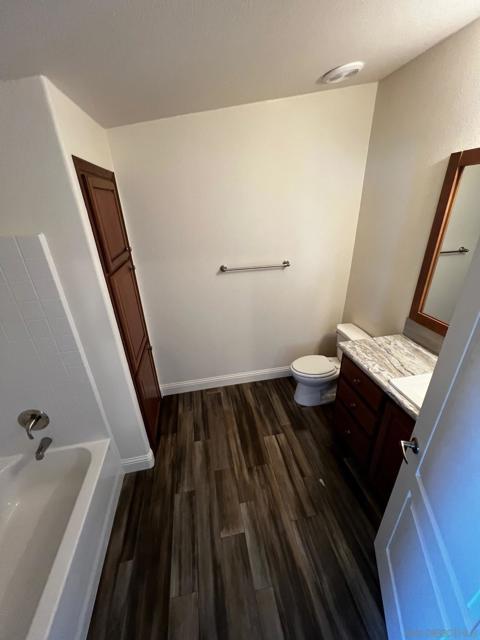 Image 11 of 59 For 8975 Lamar St
