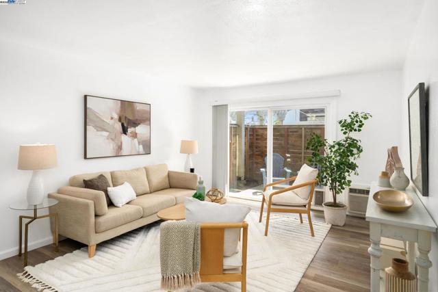 4081 Clayton Rd, Concord CA: https://media.crmls.org/mediaz/5d1243b7-4673-4a65-b5e2-2f4a1b820c20.jpg