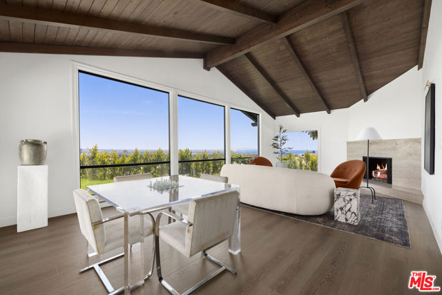 5 Bed Home for Sale in Pacific Palisades, California